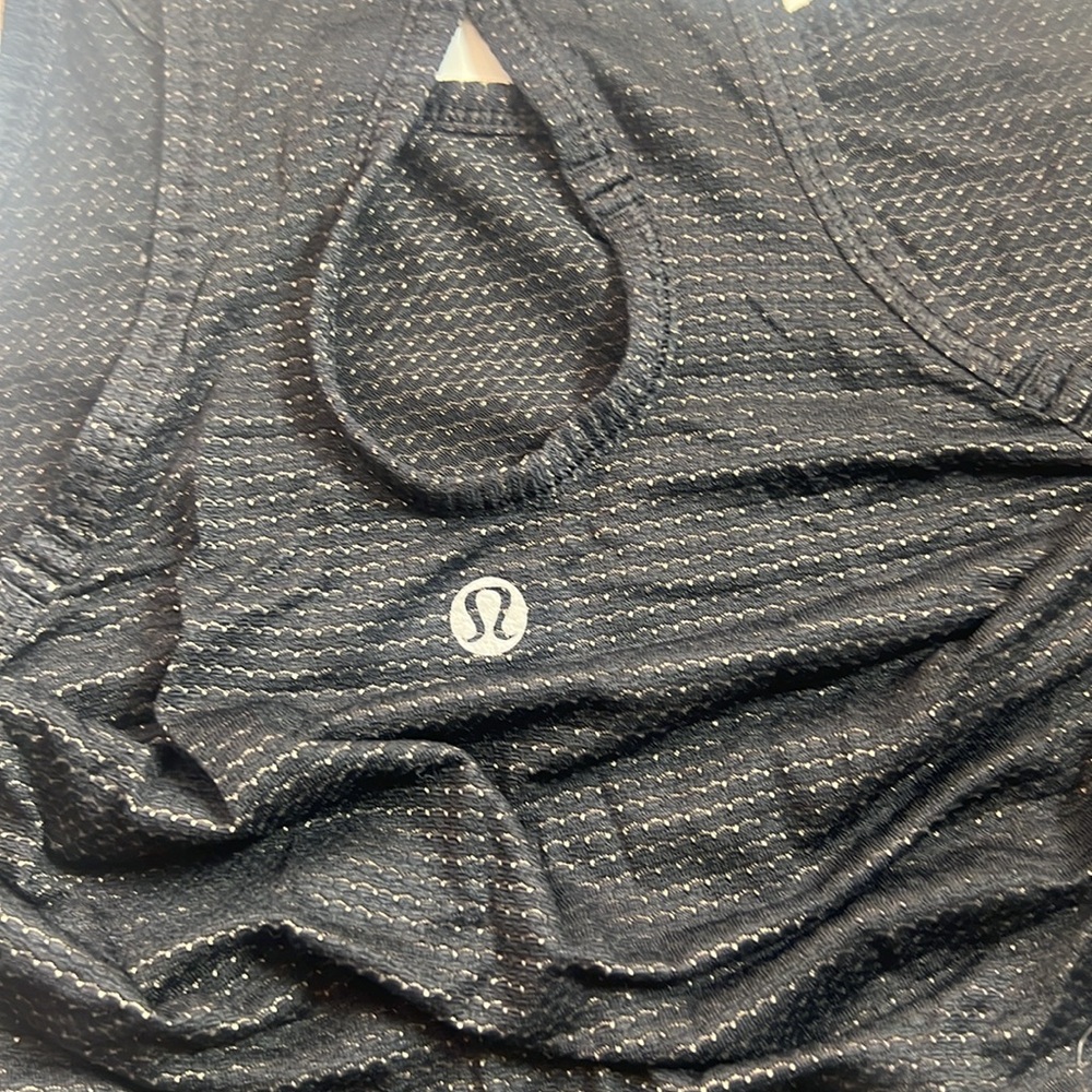 lululemon athletica crop tank - Picture 8 of 8